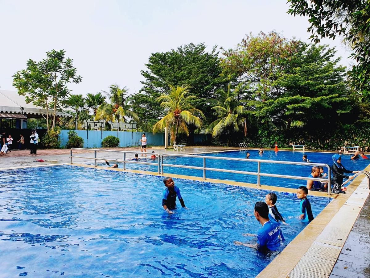 Melaka Top Largest Waterpark Resort - By Youbnb Homestay Melaka ภายนอก รูปภาพ