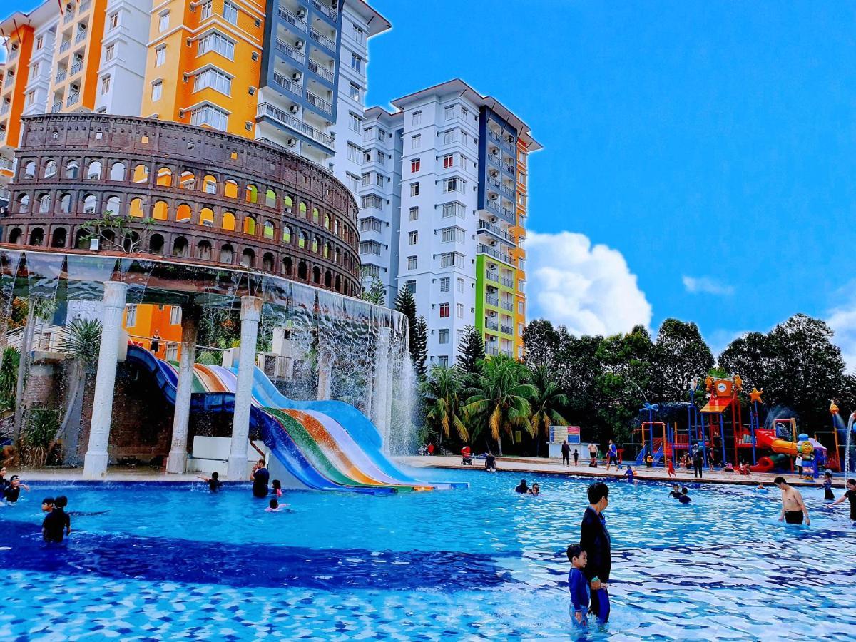 Melaka Top Largest Waterpark Resort - By Youbnb Homestay Melaka ภายนอก รูปภาพ
