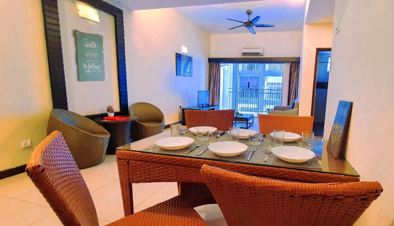 Melaka Top Largest Waterpark Resort - By Youbnb Homestay Melaka ภายนอก รูปภาพ